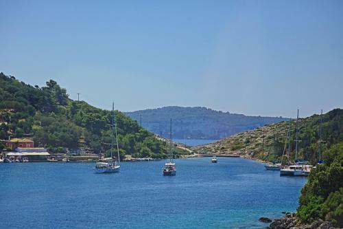 Villa Kitrini Luxury Cottage
