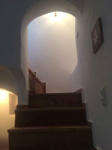 Almiriki Vessa Traditional House