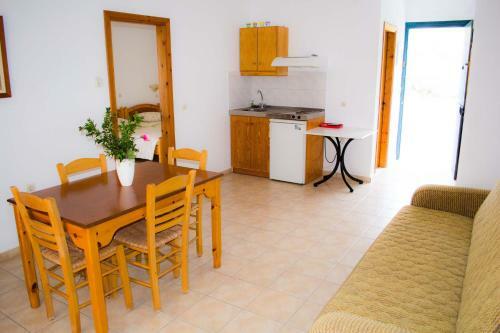 Aparthotel Mousses Studios & Apartments