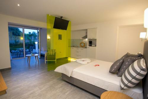 Kapahi Seaview Hotel Apartments