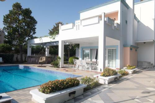 Villa Io