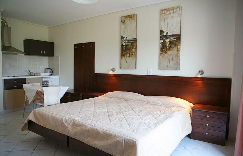 Gera Bay Studios And Apartments