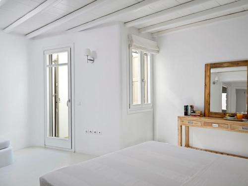 Elia Villa Sleeps 10 Pool Air Con Wifi