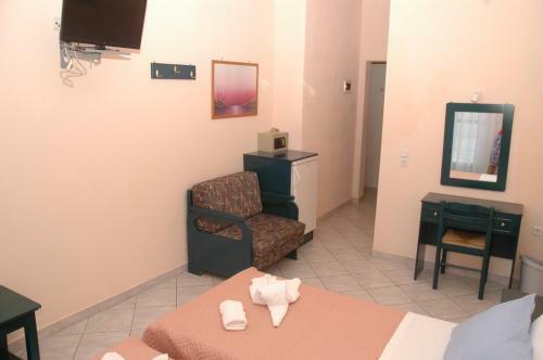 Agnanti Hotel