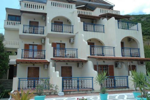 Agnanti Hotel