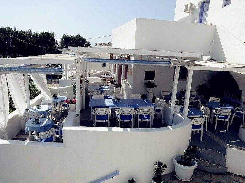 Porto Sikinos Hotel