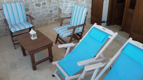 Lithos Traditional Guest Houses