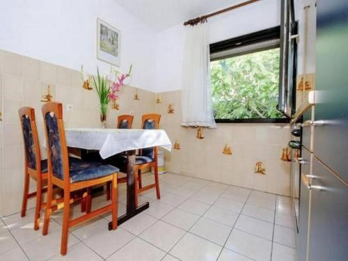 Two-bedroom Apartment In Zadar I