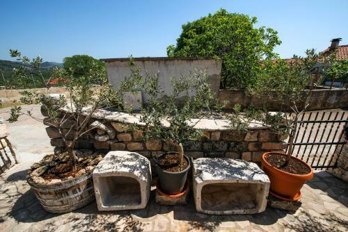 Apartamentos Trogir Hinterland Holiday Home