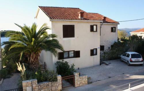 Apartments By The Sea Maslinica, Solta - 5212
