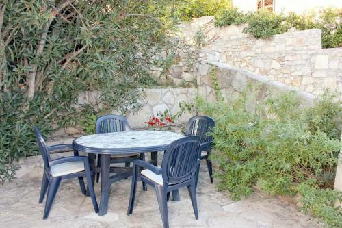 Apartments By The Sea Maslinica, Solta - 5216