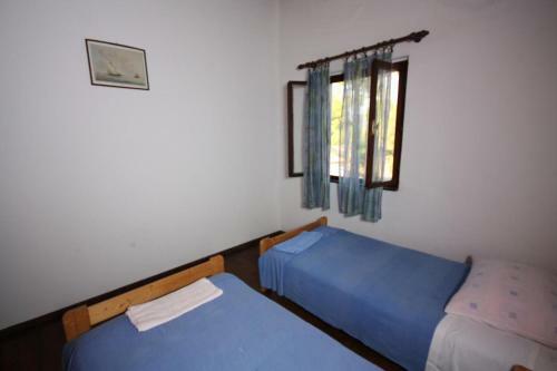 Apartments By The Sea Maslinica, Solta - 772