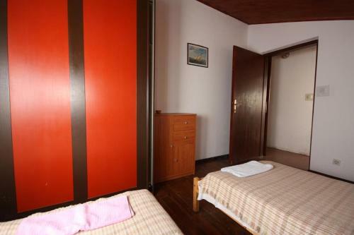 Apartments By The Sea Maslinica, Solta - 772