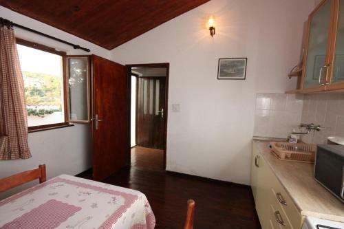 Apartments By The Sea Maslinica, Solta - 772