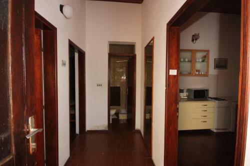 Apartments By The Sea Maslinica, Solta - 772