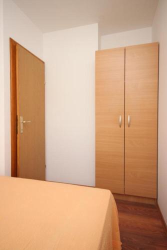 Apartments By The Sea Mandre, Pag - 6507