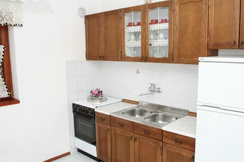 Apartments By The Sea Mandre, Pag - 4123