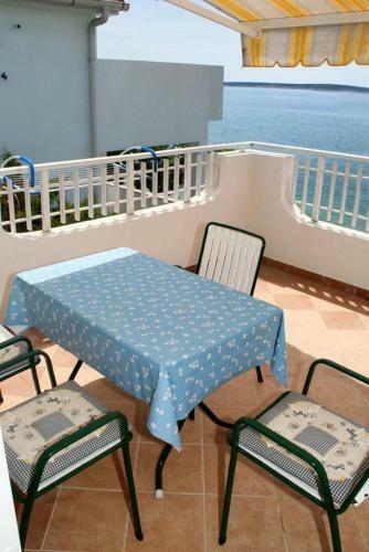 Apartments By The Sea Mandre, Pag - 4123