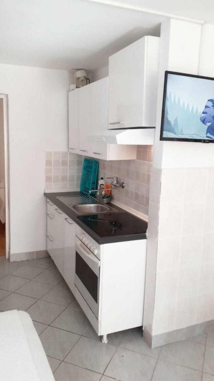Apartments Din