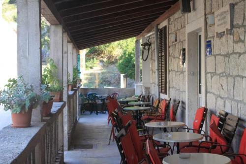 Apartments With Wifi Lastovo - 8343