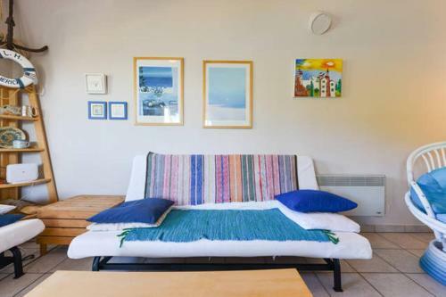 Cosy House By The Sea