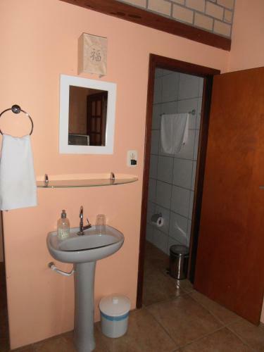 Hostal Pousada Rosa & Canela