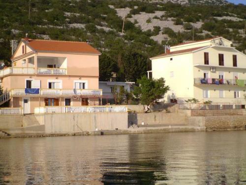 Apartments Dalibor