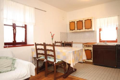 Apartments By The Sea Lukoran (Ugljan) - 8510