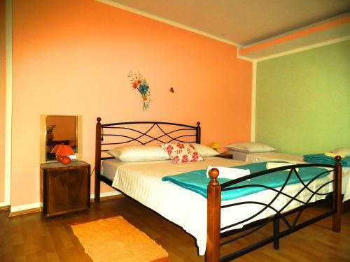 Kaja House Apartments