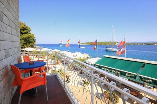 Hostal Double Room Loviste 10181a