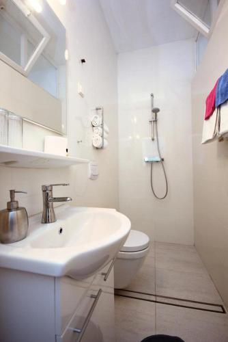 Hostal Double Room Loviste 10181a