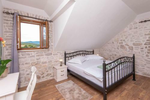 Villa Loviste Paradise