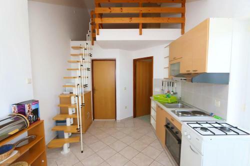 Apartments By The Sea Jakisnica, Pag - 6584