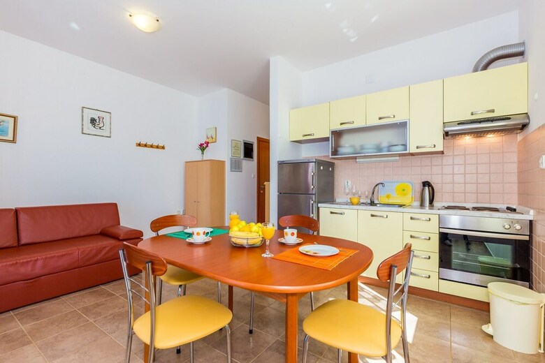 Apartments Ivan