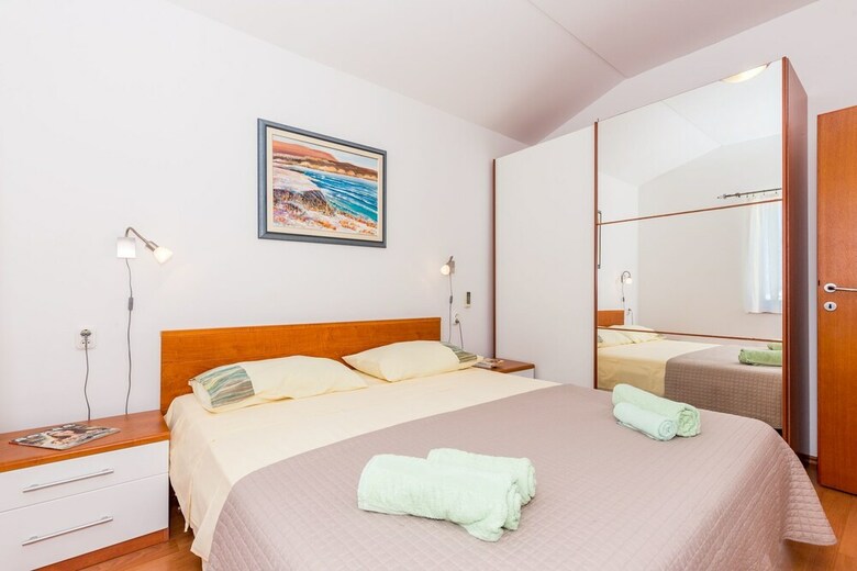 Apartments Ivan