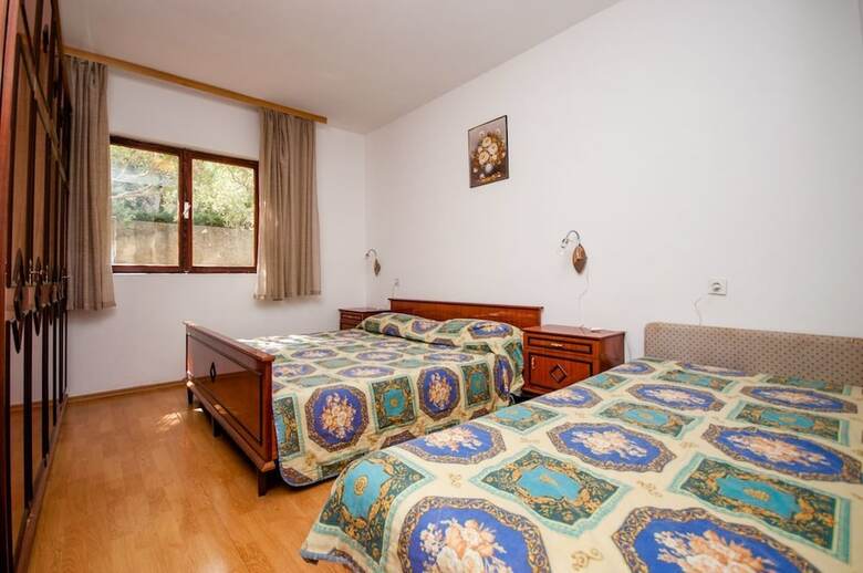 Apartments Josip
