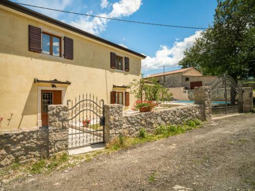 Holiday Home Staraj