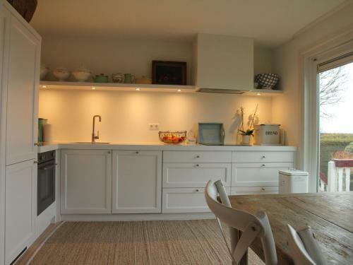 Scenic Holiday Home In Balk Near Lake
