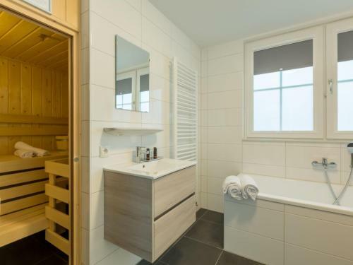 Premium Apartment In Koudekerke With Sauna