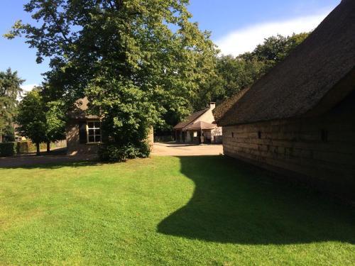 Spacious Villa With Garden In Ulvenhout