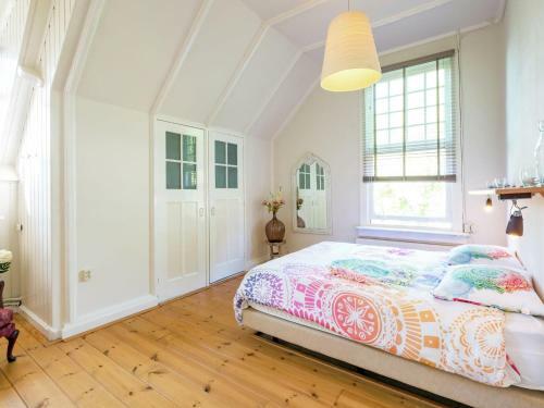 Spacious Villa In Sint Jacobiparochie Near Sea