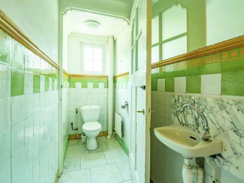Spacious Villa In Sint Jacobiparochie Near Sea
