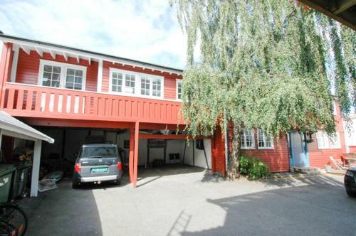 Stayplus Holiday Apartment Posebyen