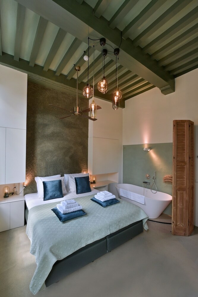 Bed & Breakfast The Place 2 Bnb