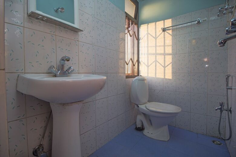 Oyo 27701 Hotel Kshounish Residency