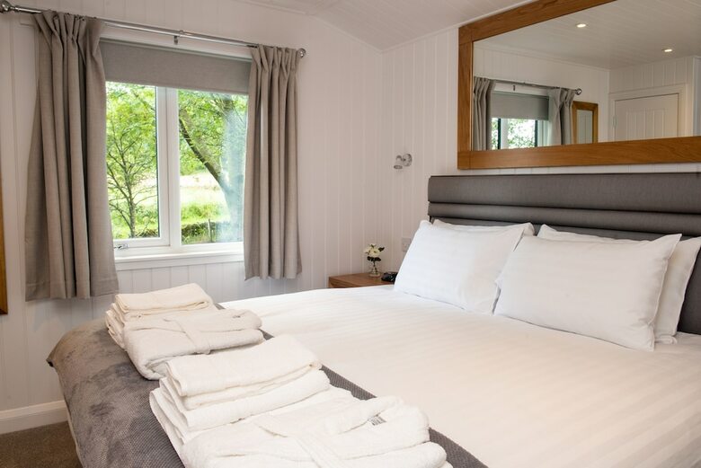 Luxurious Super King Lodge