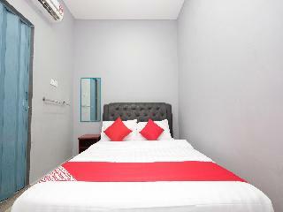 Hotel Oyo 89436 Sza Inn