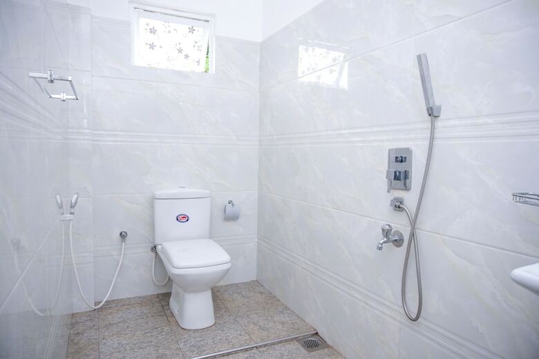 Hotel Oyo 380 Sapphire Home Stay