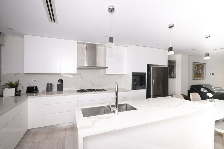 Luxury Villa Darlington - Vine