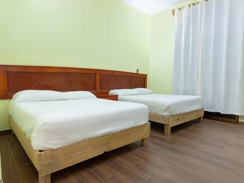 Hotel Los Prismas